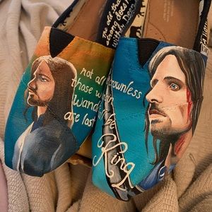 Toms handpainted